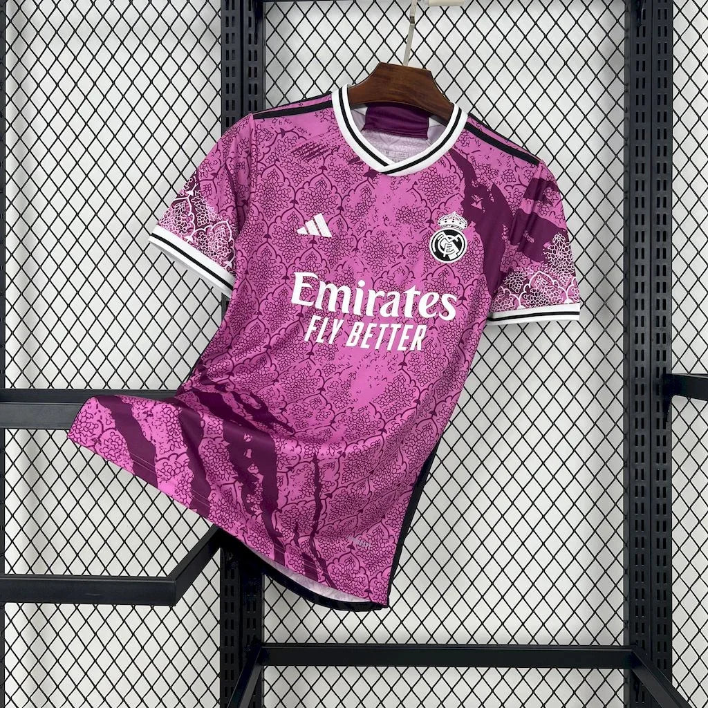 Maillot Real Madrid Concept Rose 2024-25 : vue avant